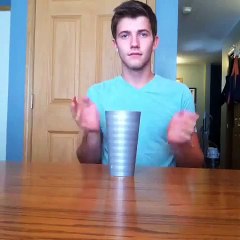 Devoir faire "The Cups Song" dès que la chanson passe à la radio : FAIL