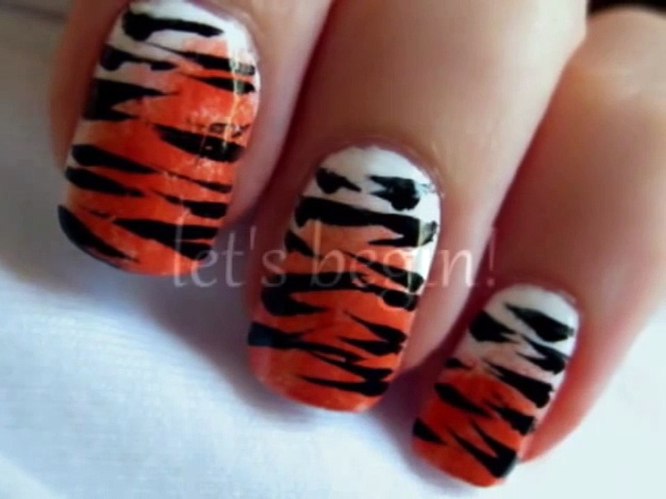 Tiger Nail Art
