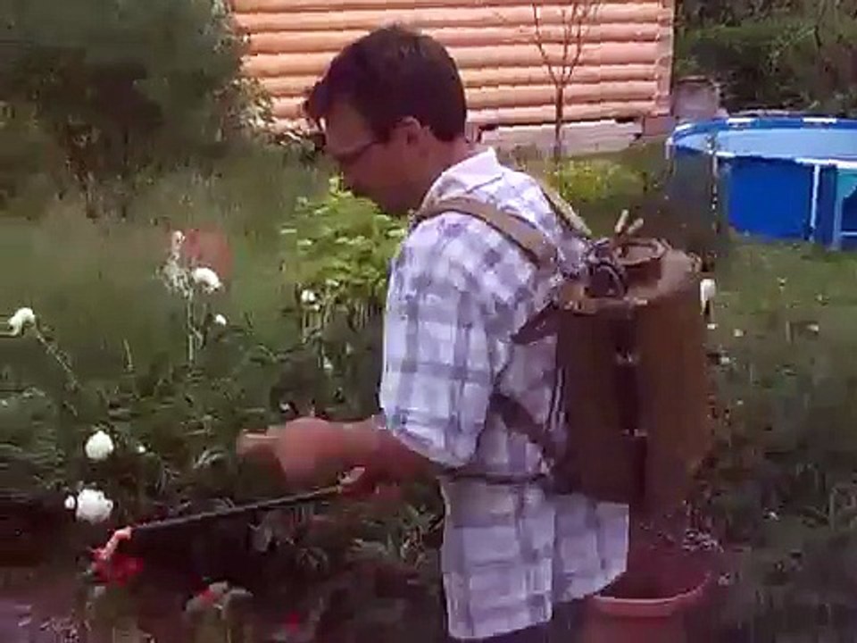 Ранцевый огнемёт :))