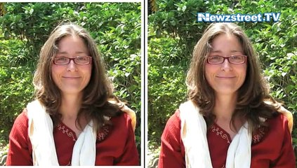 What happens when a foreigner battle it out with autowala