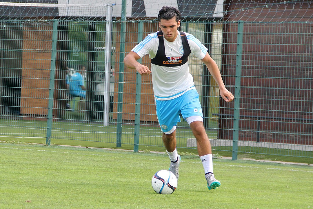 Rekik, première balle aux pieds