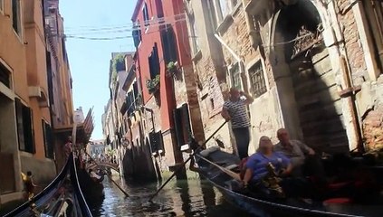 Venise un tour en gondole