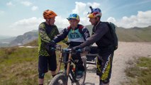 Martyn Ashton remonte sur un VTT