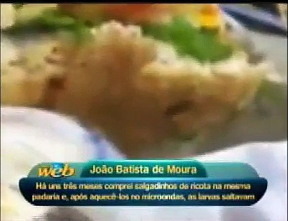 Larvas na comida