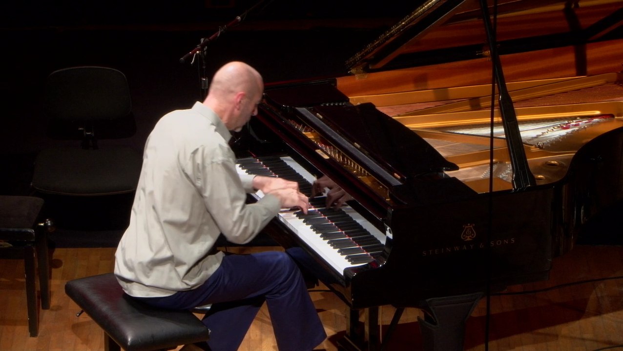 Roger Muraro : Instants défunts de Messiaen - La der des der de Notes du Traducteur