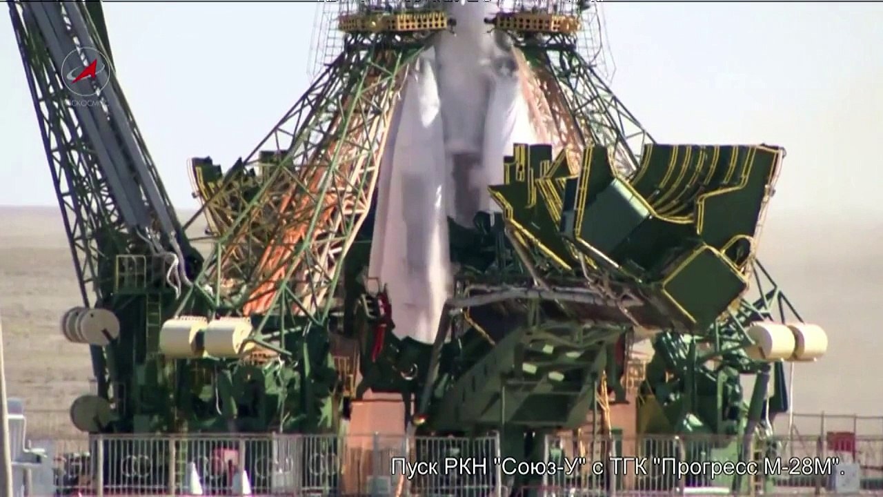 Nave Progress decola para reabastecer a ISS