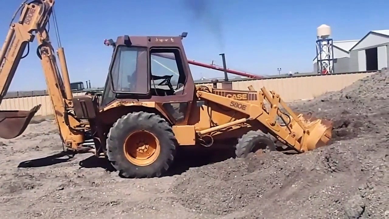 RETROEXCAVADORA CASE 580 SUPER E