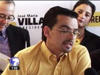 Villalta admite fallos de comunicación con la presidenta de su partido, Patricia Mora