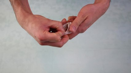 How to prevent tangled wire while wrapping headphones