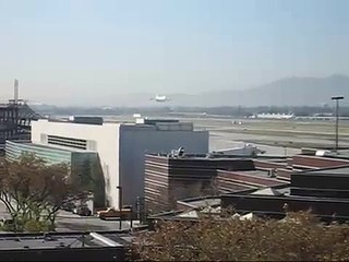 JAL 747-400 landing at SJC!