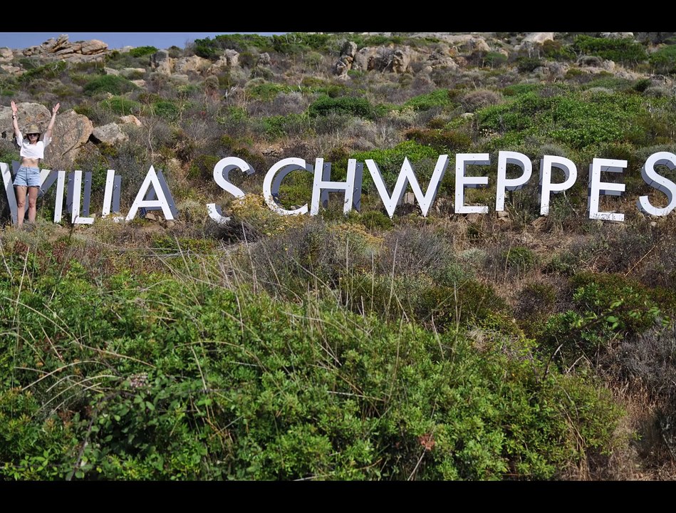 La Villa Schweppes à Calvi on the rocks !
