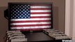 Un patriote américain joue the Star Spangled Banner avec des disques durs - Floppy Disk