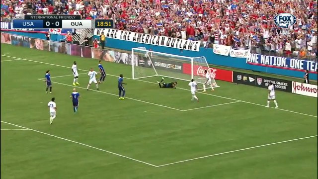 1-0 Carlos Castrillo Incredible own goal - USA vs Guatemala 03.07.2015