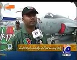 JF 17 Pakistan Air Force پاک فِضائیہ‎ Dubai in the air 2015 and paris scene