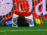 Edgar Benitez miss open goal and gets injured | Peru 1-0 Paraguay