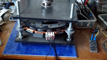 Generator cu flux axial version 2