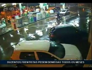 Frentistas pedem demissão