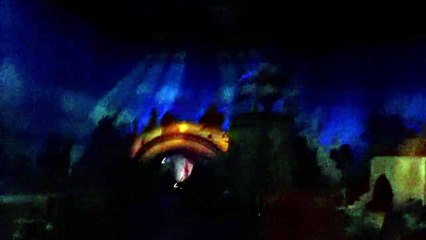 ディズニーシーのアトラクションで地震発生