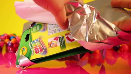 Kinder Surprise Egg MMs Surprise Toy Candy and Crayola Colouring Magic Marker Toy surprise