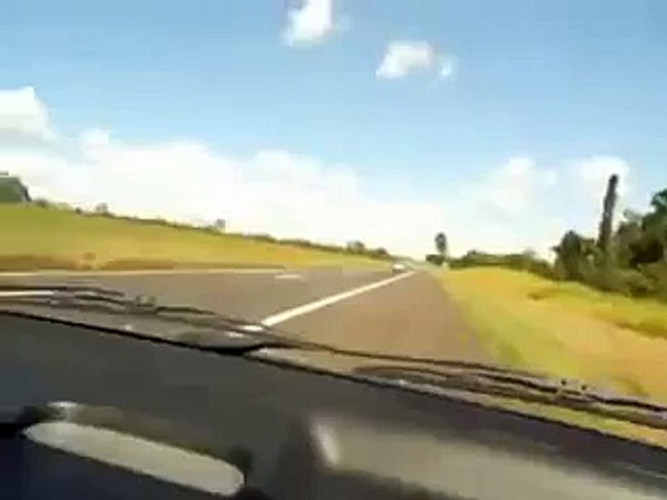 UFO Hiding behind the clouds - Sao Paulo Brasil.