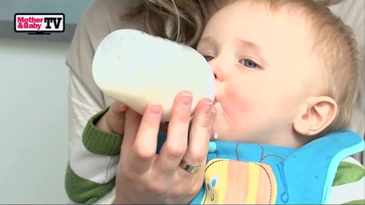 How to prepare a baby's bottle formula feed by Mother & Baby TV