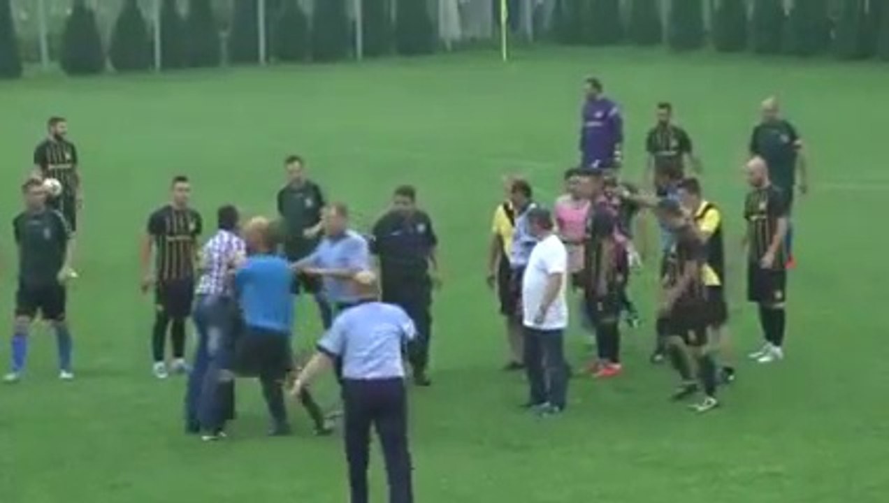 Romanian soccer coach punches referee in the face after a bad call