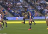 Rugby : Il marque un essai grâce à un coup du sombrero!