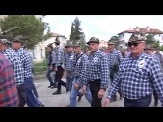 ATTESA PER IL RADUNO ALPINO TRIVENETO