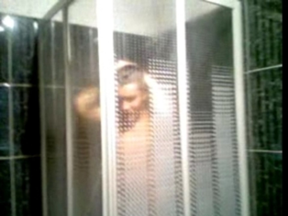 Cez ki se douche...