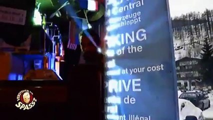 Der hat`s verdient: Auto on the rocks | Verstehen Sie Spaß?