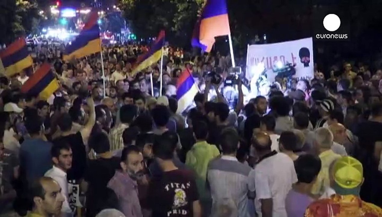 Armenien: Proteste und Polizeigewalt