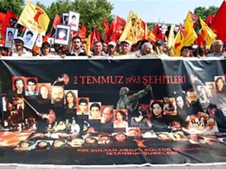 Grup Yorum - Gün Tutusur (Sivas)