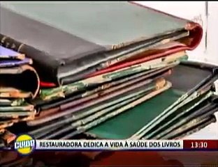Restauradora de livros