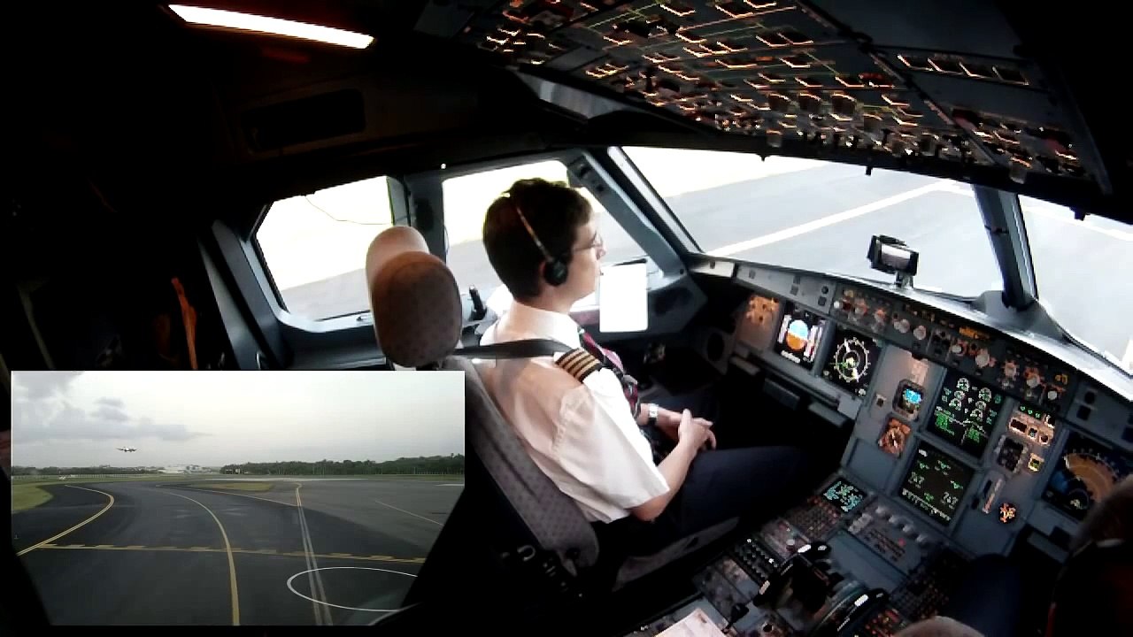 COCKPIT VIEW - TAKEOFF