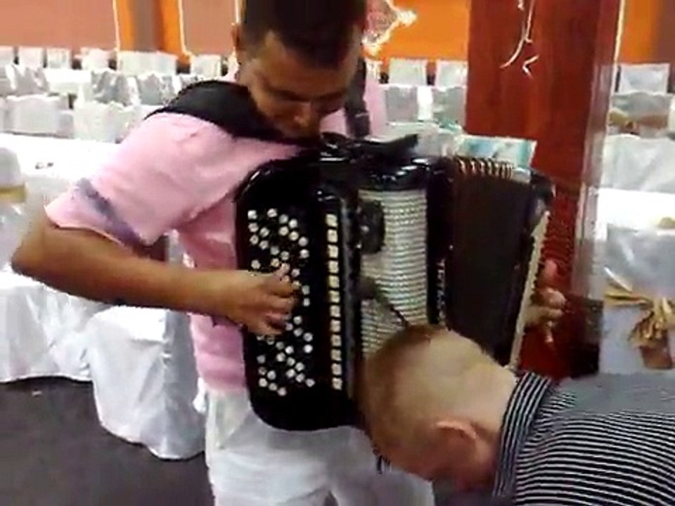 Dejan Colic HARMONIKA UZIVO