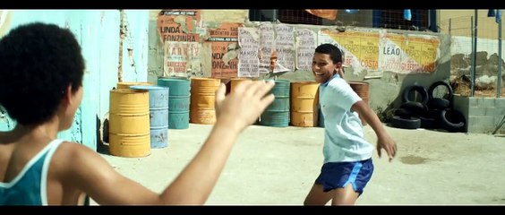 Xperia™ Z1 TV Ad - The best of Sony for the best of you