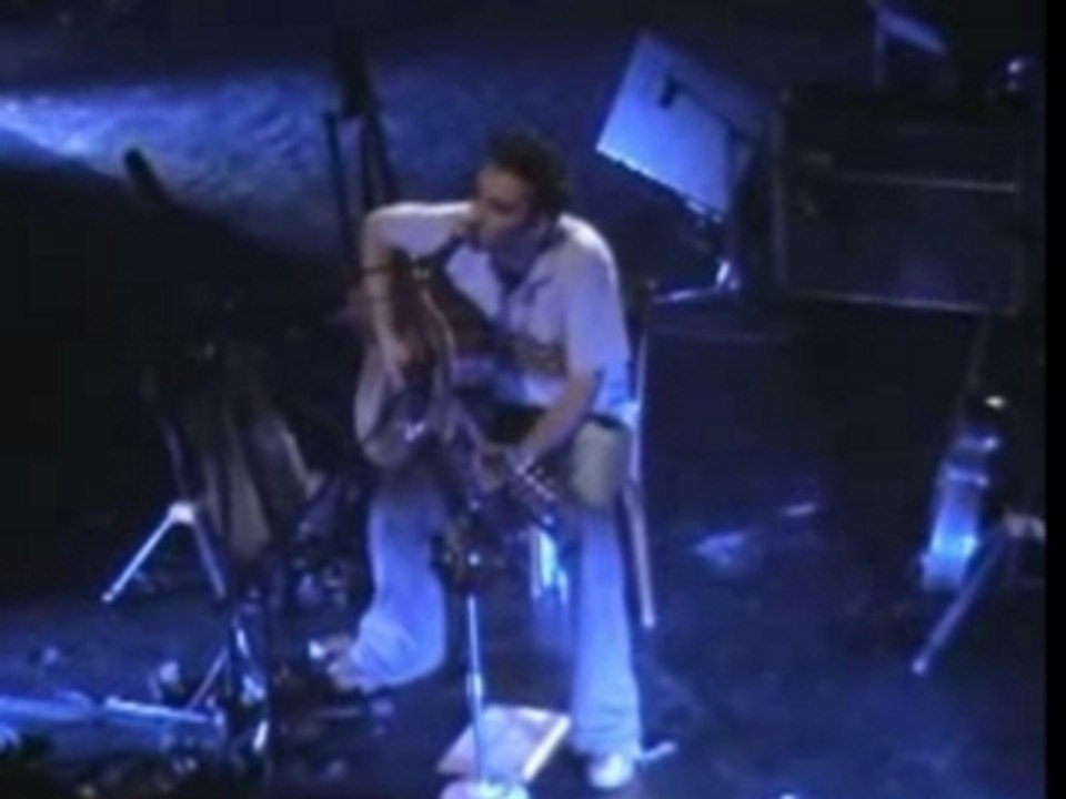 Saez - Clandestins / Il y a ton sourire