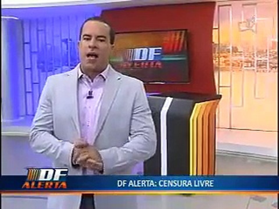 Tudo por uma Hillux