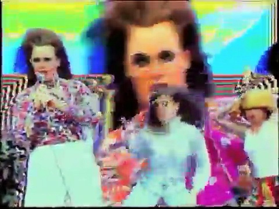 Leslie and The LYs - She's Got Pants