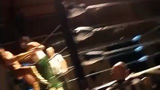 Baadshah Pehalwan Khan (Pakistani wrestler) Suicide Dive