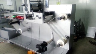 Tavola di controlo control table Plain label maker Die cutter- Production etiquettes neutres-fustellatrice etichettes
