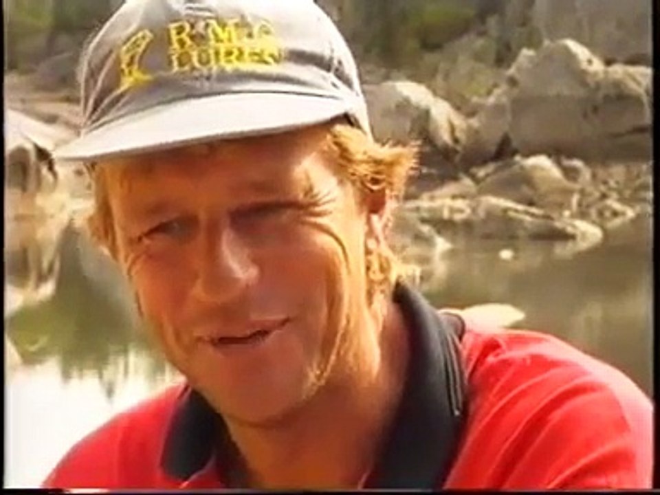 Murray Cod fishing - Robie Gaden - A Current Affair 1997