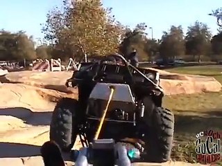 SoCal RC Rock Crawlers - Bruiser vs. High Lift F-350