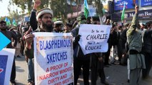 AFP Photographer Shot at Pakistan Anti-Charlie Hebdo Protest