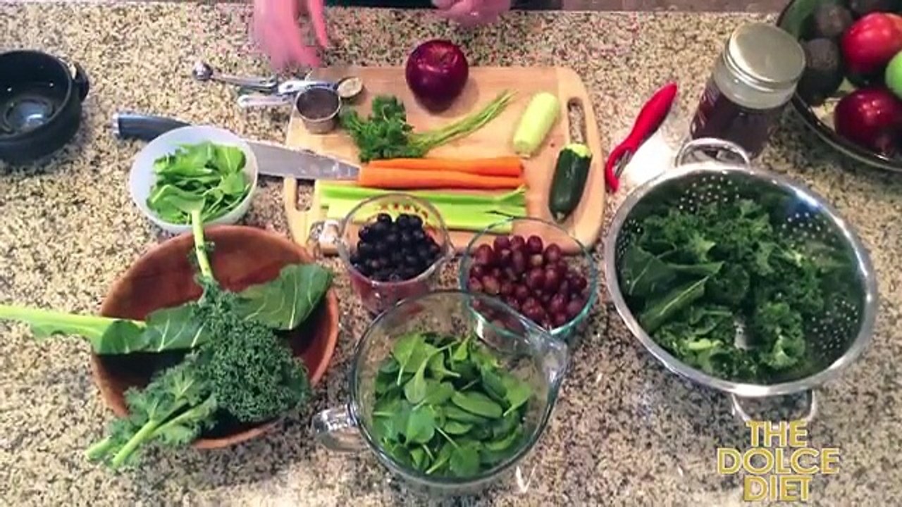 In the Kitchen with The Dolce Diet: The Purple People Cleaner