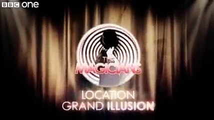 Bet you've never watch this amazing magic before ...