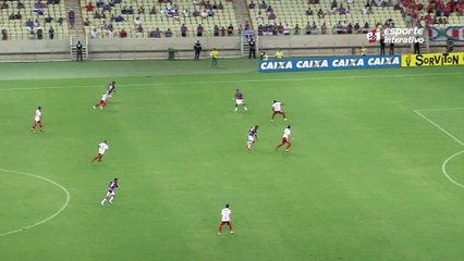 Lucio Maranhão acerta a trave do América RN