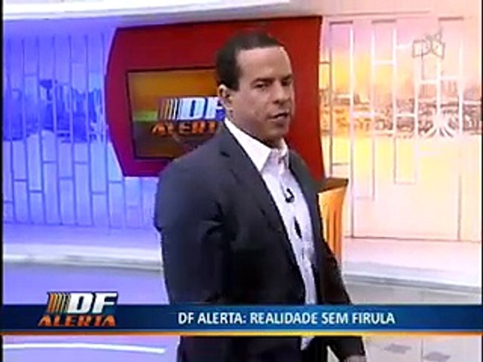TORMENTO À LUZ DO DIA