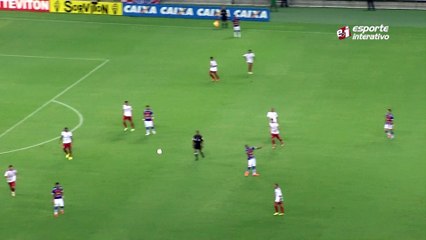 Dudu Cearense chuta de longe e Bussato faz grande defesa