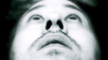 CON TU FOTO EN LA PARED Gustavo Salas